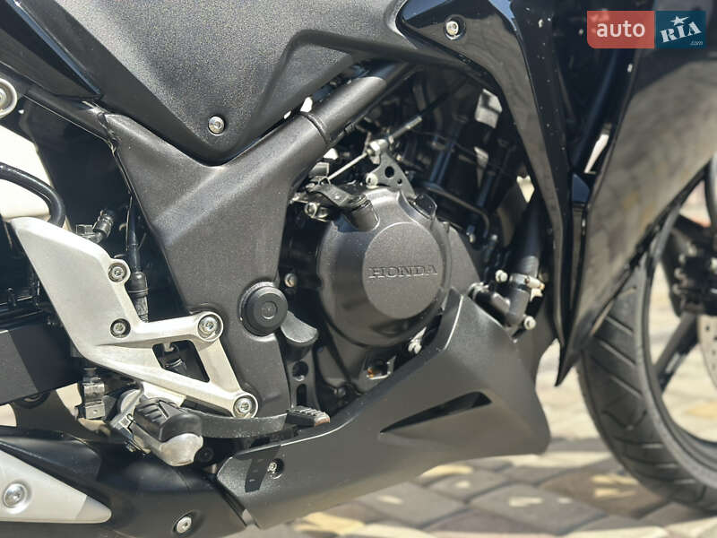 Спортбайк Honda CBR 250R 2013 в Львове