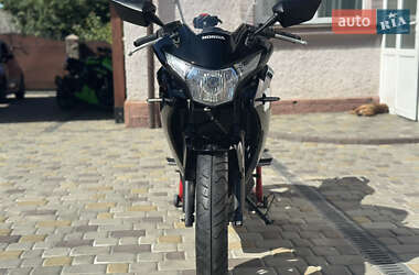 Спортбайк Honda CBR 250R 2013 в 