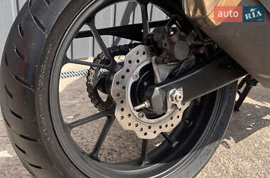 Мотоцикл Без обтекателей (Naked bike) Honda CBR 250R 2019 в 