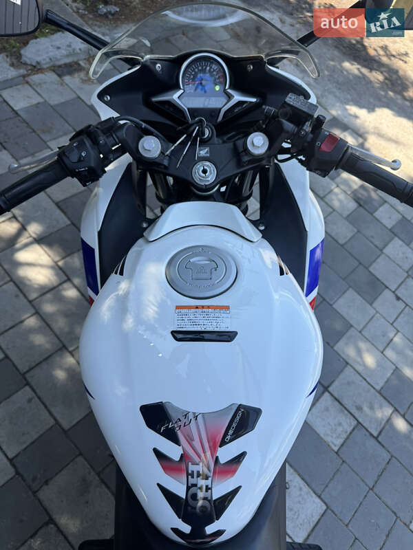 Спортбайк Honda CBR 250R 2013 в Дніпрі фото 13 Спортбайк Honda CBR 250R 2013 в Дніпрі