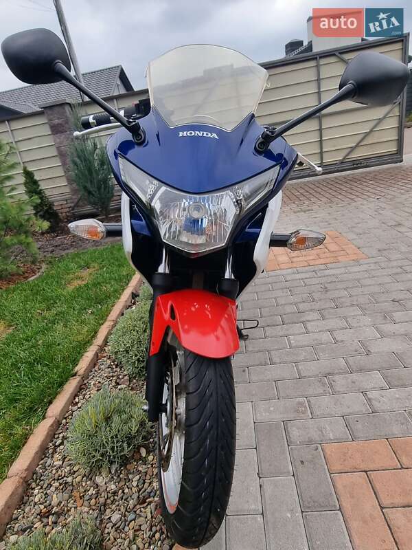 Спортбайк Honda CBR 250R 2011 в Белой Церкви