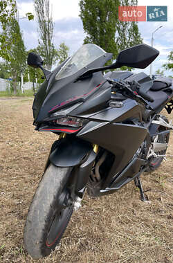 Спортбайк Honda CBR 250RR 2019 в 