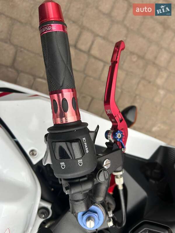 Спортбайк Honda CBR 400R 2016 в Ірпені
