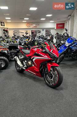 Спортбайк Honda CBR 400R 2020 в Днепре