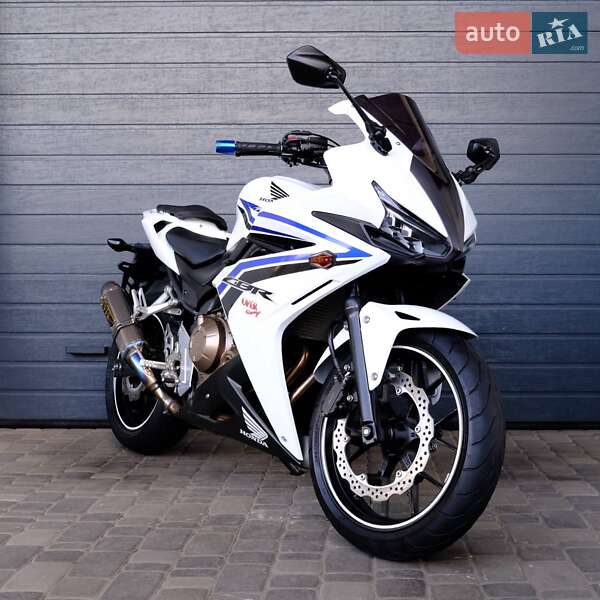 Honda CBR 400R 2017