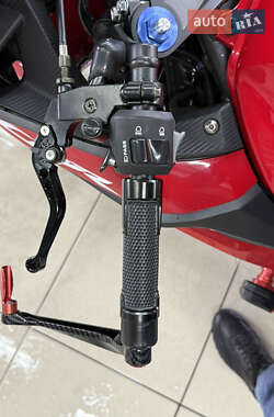 Спортбайк Honda CBR 400R 2021 в 