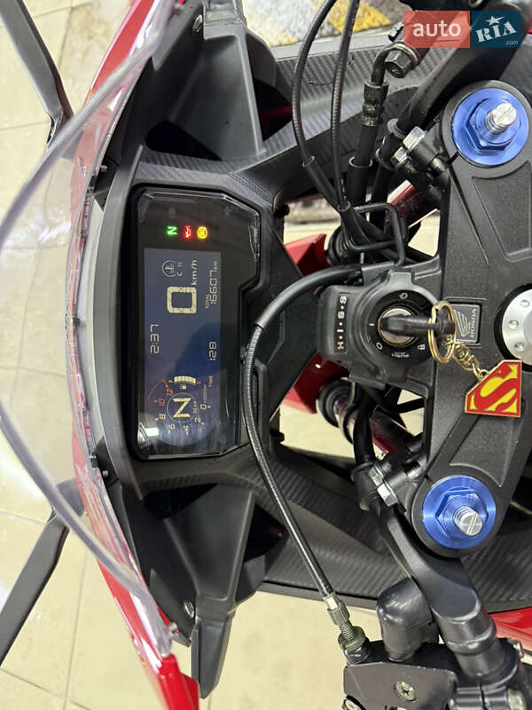 Спортбайк Honda CBR 400R 2021 в Одессе
