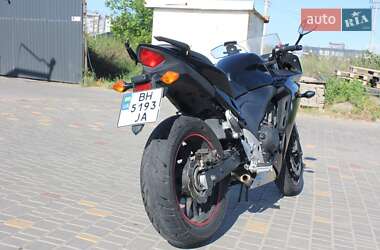 Спортбайк Honda CBR 400R 2013 в 