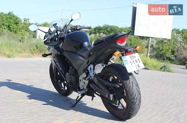 Спортбайк Honda CBR 400R 2013 в 