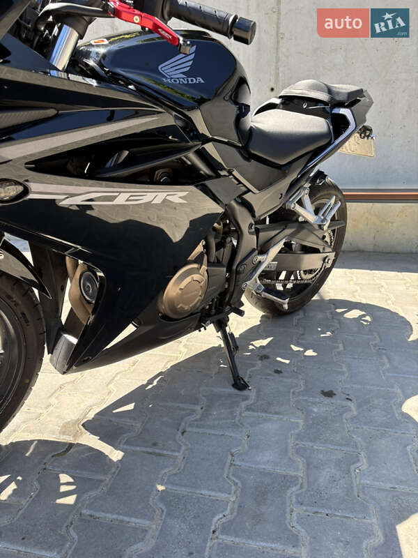 Мотоцикл Спорт-туризм Honda CBR 400R 2016 в Бориславе фото 6 Мотоцикл Спорт-туризм Honda CBR 400R 2016 в Бориславе