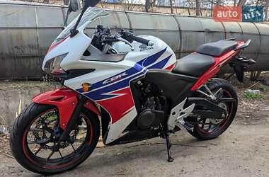Спортбайк Honda CBR 400R 2013 в 
