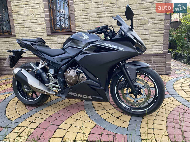 Спортбайк Honda CBR 400R 2020 в Карлівці