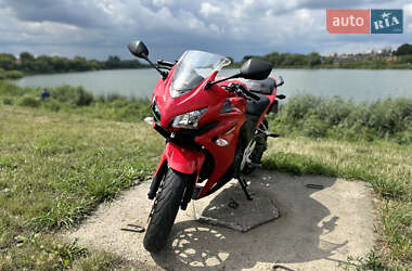 Спортбайк Honda CBR 400R 2013 в 