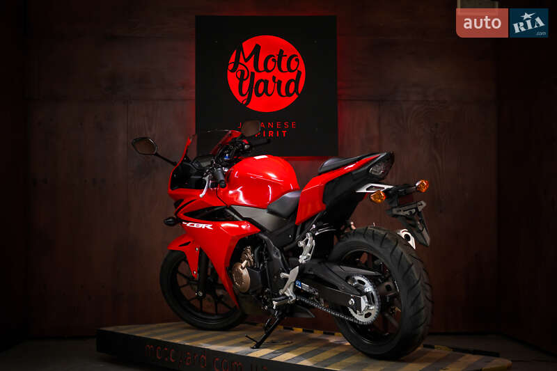 Спортбайк Honda CBR 400R 2015 в Днепре