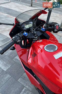 Спортбайк Honda CBR 400R 2016 в 