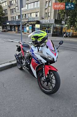 Мотоцикл Спорт-туризм Honda CBR 400R 2013 в Миколаєві