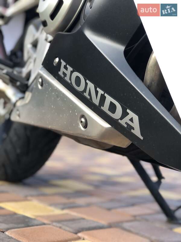 Мотоцикл Спорт-туризм Honda CBR 400R 2013 в Умани фото 5 Мотоцикл Спорт-туризм Honda CBR 400R 2013 в Умани