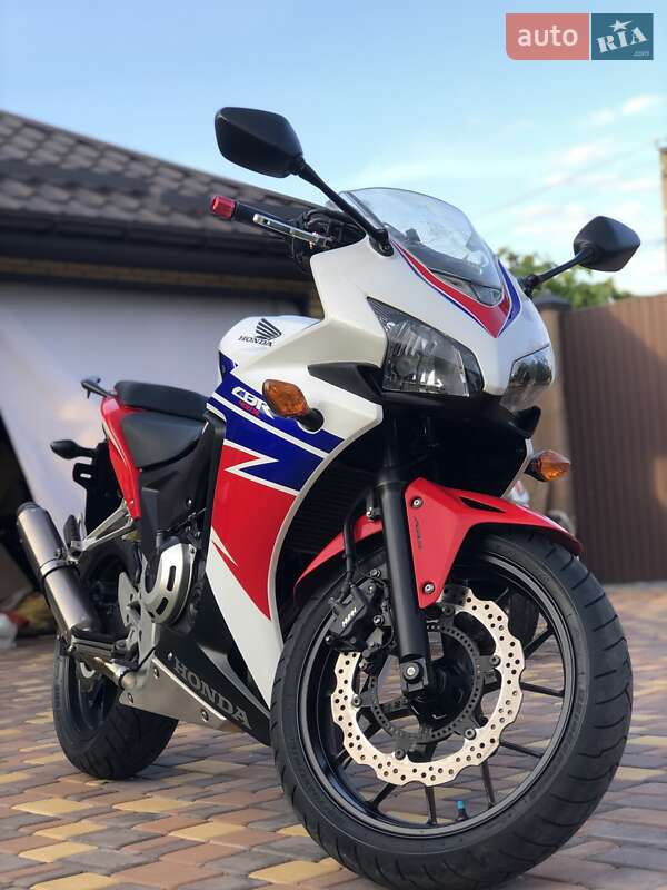 Мотоцикл Спорт-туризм Honda CBR 400R 2013 в Умани