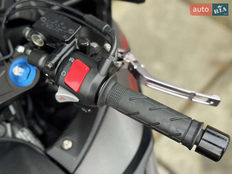 Спортбайк Honda CBR 400R 2020 в Львове фото 13 Спортбайк Honda CBR 400R 2020 в Львове