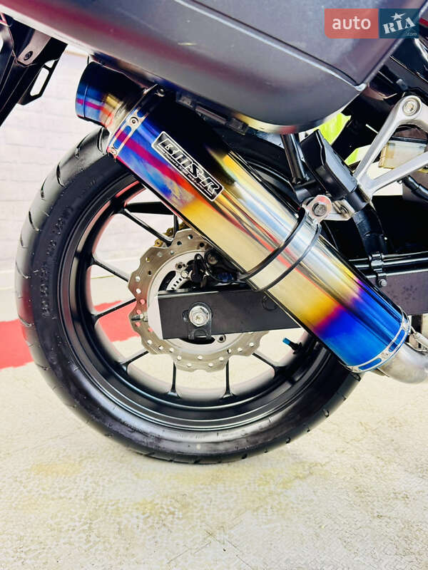 Спортбайк Honda CBR 400R 2013 в Одессе