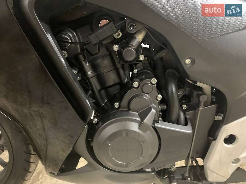 Спортбайк Honda CBR 400R 2013 в Казатине