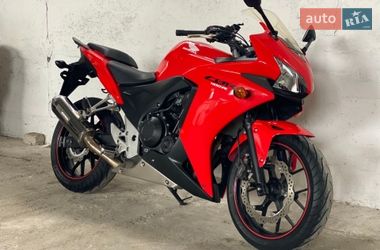 Спортбайк Honda CBR 400R 2013 в Одессе