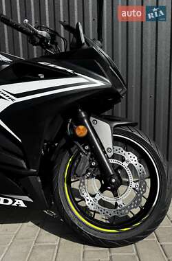 Мотоцикл Спорт-туризм Honda CBR 500R 2021 в 