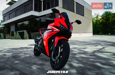 Мотоцикл Спорт-туризм Honda CBR 500R 2018 в 