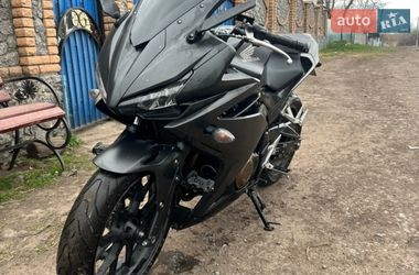 Спортбайк Honda CBR 500R 2016 в Бердичеві