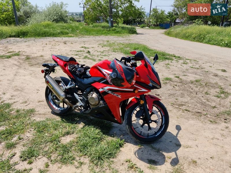 Honda CBR 500R 2016