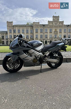 Мотоцикл Спорт-туризм Honda CBR 600F4i 2005 в 