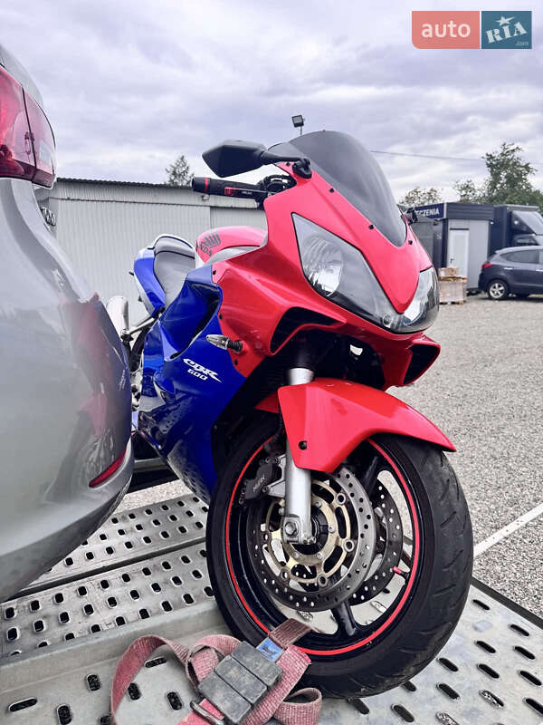 Honda CBR 600F4i 2001