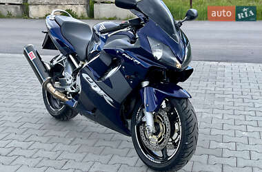 Спортбайк Honda CBR 600F4i 2002 в Виннице