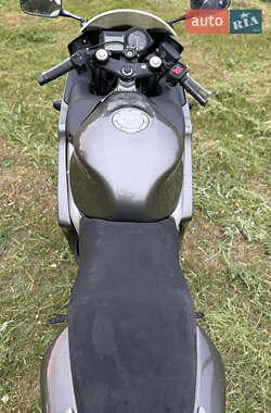 Мотоцикл Спорт-туризм Honda CBR 600F4i 2005 в 