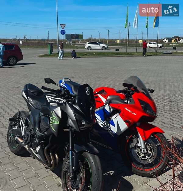 Спортбайк Honda CBR 600F4i 2001 в Коломые