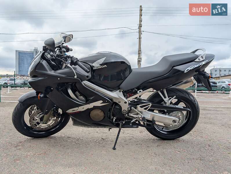 Honda CBR 600F4i 2005