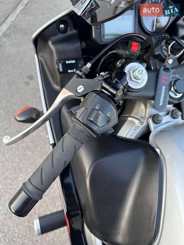 Спортбайк Honda CBR 600F4i 2003 в Запоріжжі