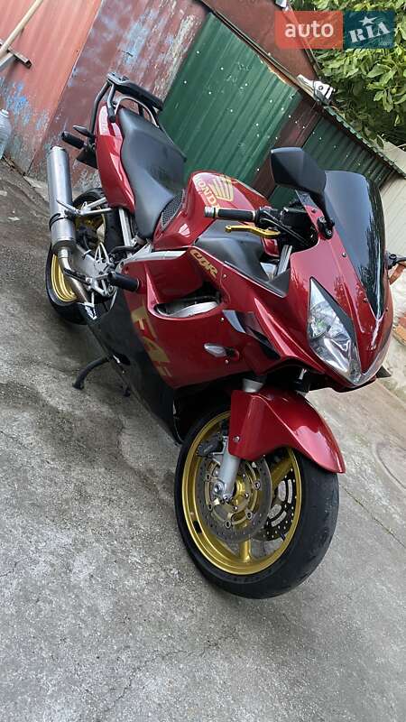 Мотоцикл Спорт-туризм Honda CBR 600F4i 2002 в Кропивницькому