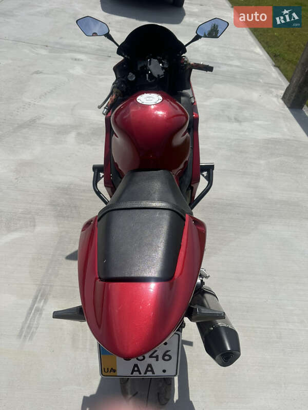 Спортбайк Honda CBR 600F4i 2001 в Камне-Каширском