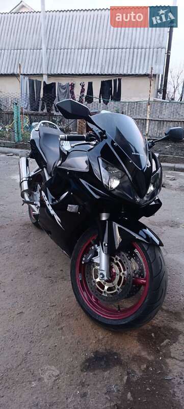 Мотоцикл Спорт-туризм Honda CBR 600F4i 2003 в Фастові
