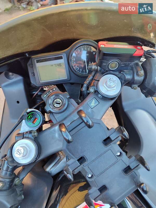 Мотоцикл Спорт-туризм Honda CBR 600F4i 2003 в Фастове