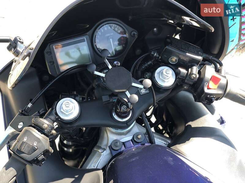 Мотоцикл Спорт-туризм Honda CBR 600F4i 2002 в Дніпрі