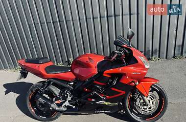 Спортбайк Honda CBR 600F4i 2003 в Киеве