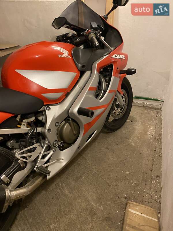 Спортбайк Honda CBR 600F4i 2005 в Дрогобичі фото 5 Спортбайк Honda CBR 600F4i 2005 в Дрогобичі