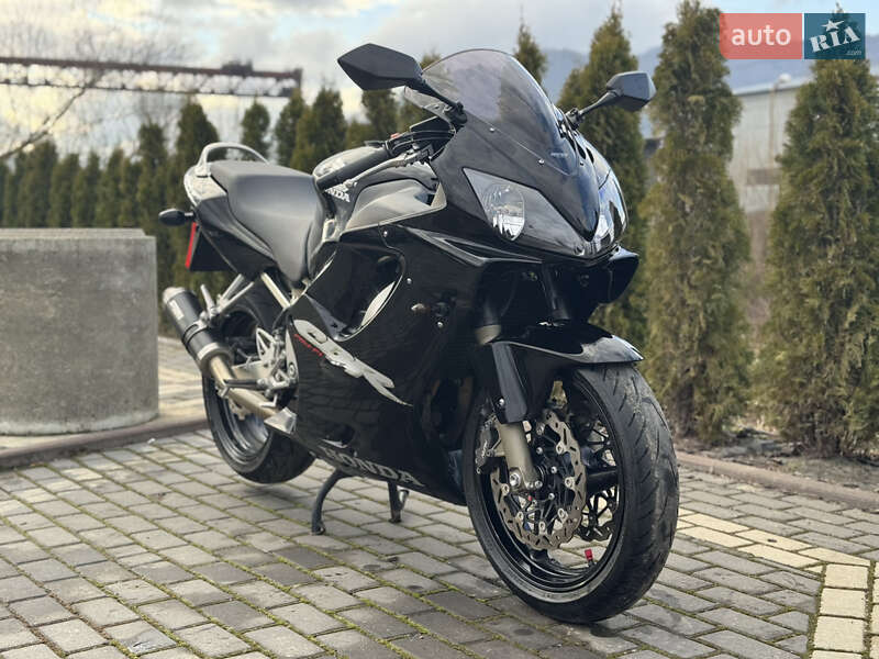 Мотоцикл Спорт-туризм Honda CBR 600F4i 2005 в Долині