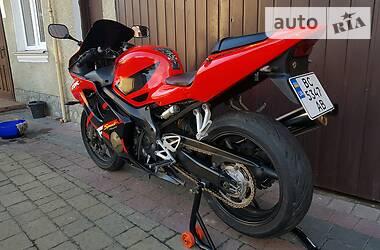 Спортбайк Honda CBR 600F 2001 в Трускавце