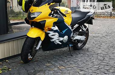 Спортбайк Honda CBR 600F 1999 в Хмельницком