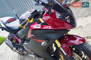 Мотоцикл Спорт-туризм Honda CBR 600F 2012 в 