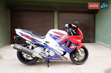 Спортбайк Honda CBR 600F 1995 в 