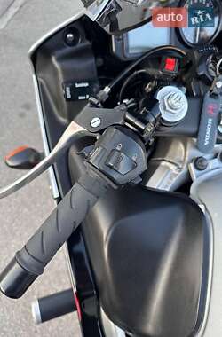 Спортбайк Honda CBR 600F 2003 в 